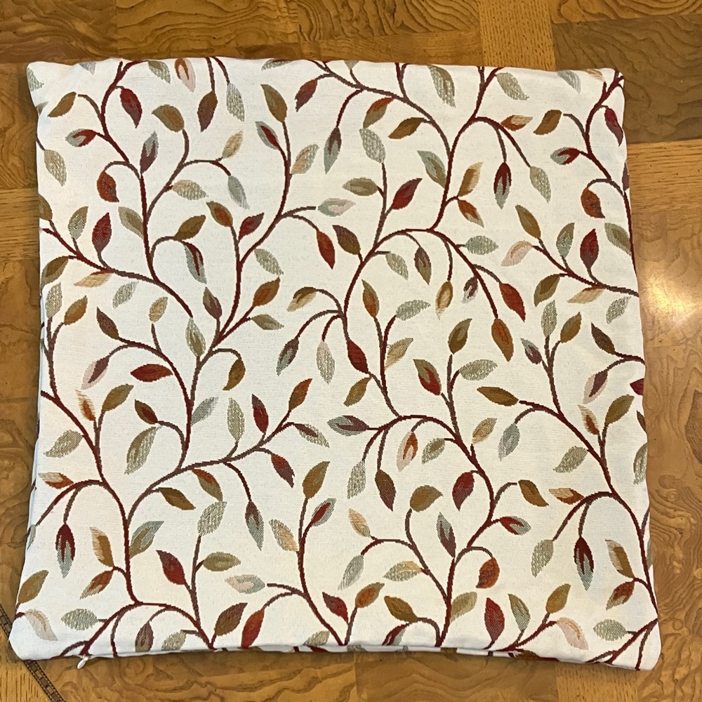 Floral Leaf Pattern 18x18 Throw Pillow Cover